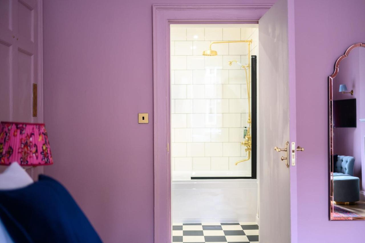 אדינבורו City Centre First Floor Family Suite מראה חיצוני תמונה