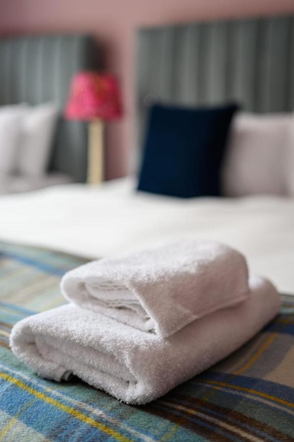 אדינבורו City Centre First Floor Family Suite מראה חיצוני תמונה